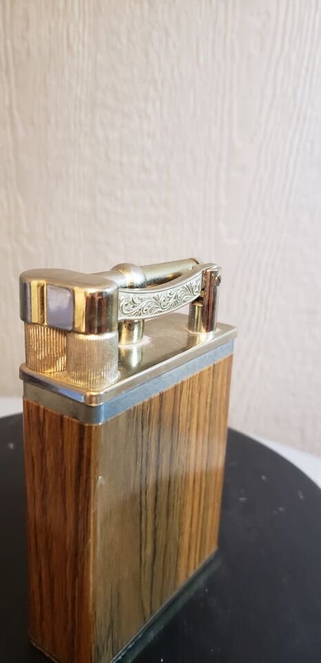 Vintage JUMBO 6in Lift Arm Table Lighter. in working order