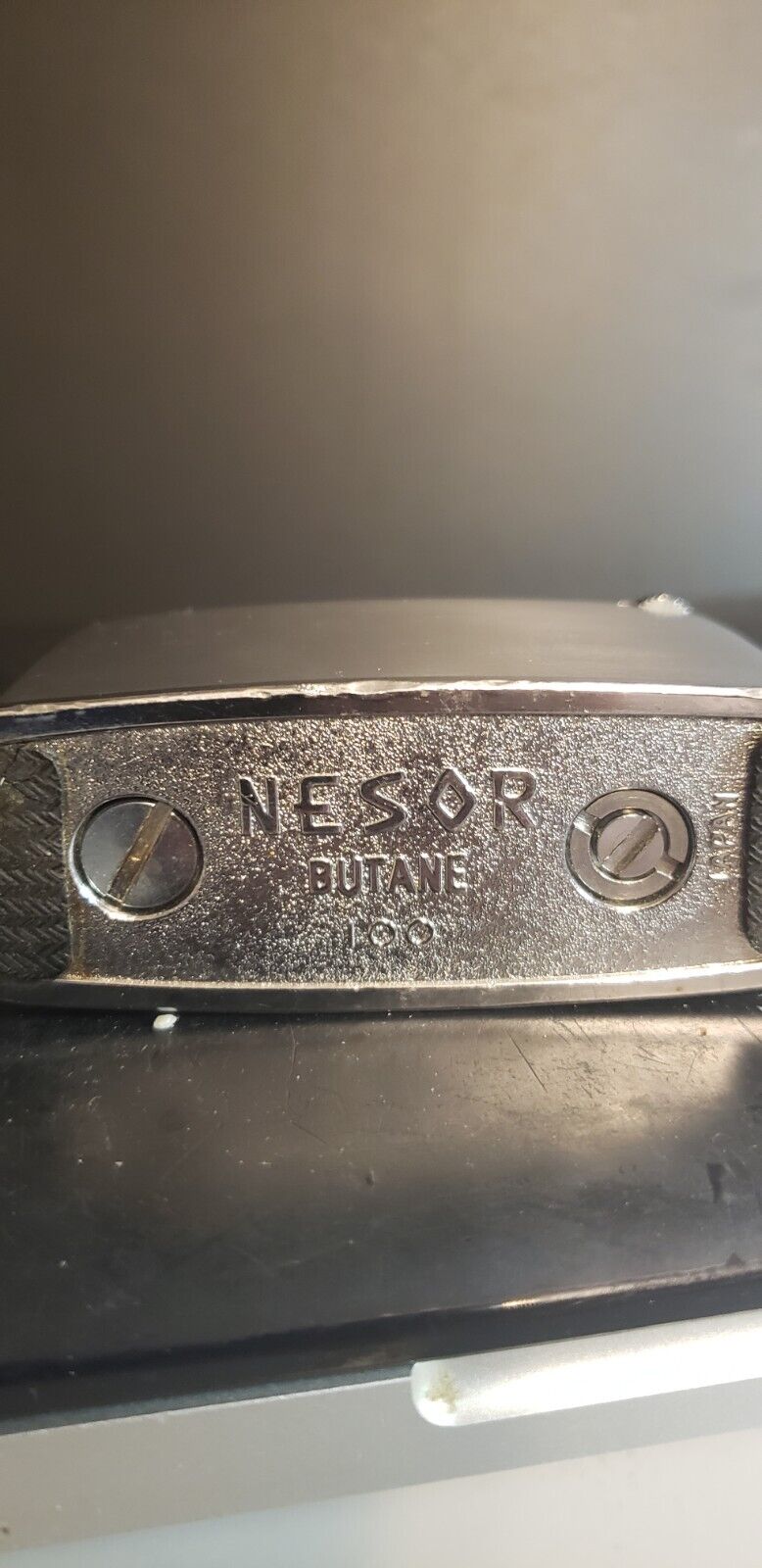 Rare Vintage Nesor JAPAN Large silver Table Lighter butane, has spark