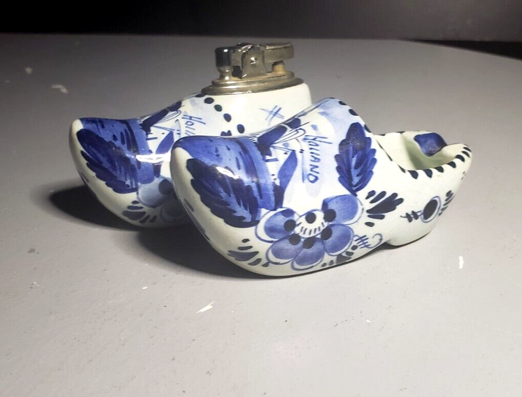 vintage Delft Holland Blue Hand Painted Shoe Clog Lighter matching ashtray